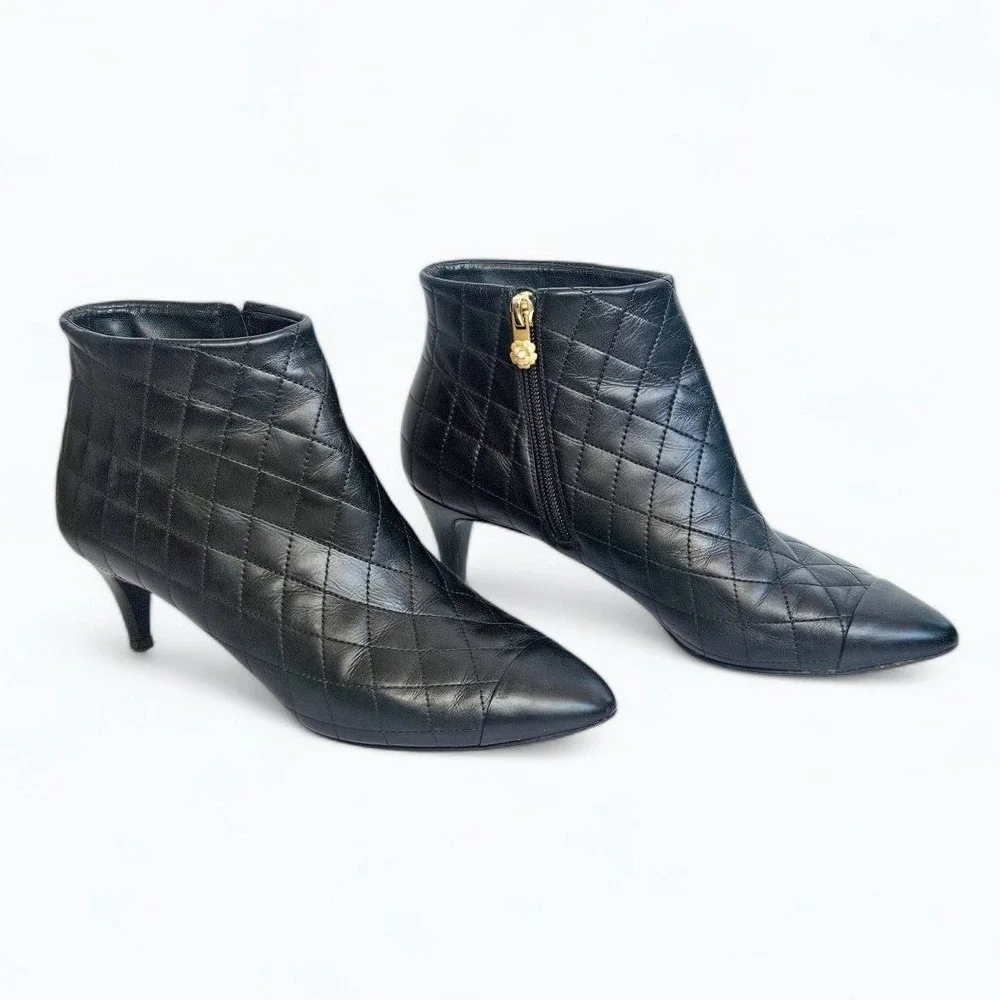 Chanel Black Quilted Leather Cap‎ Toe Ankle Boots Size 38.5 EU Fall Boots
